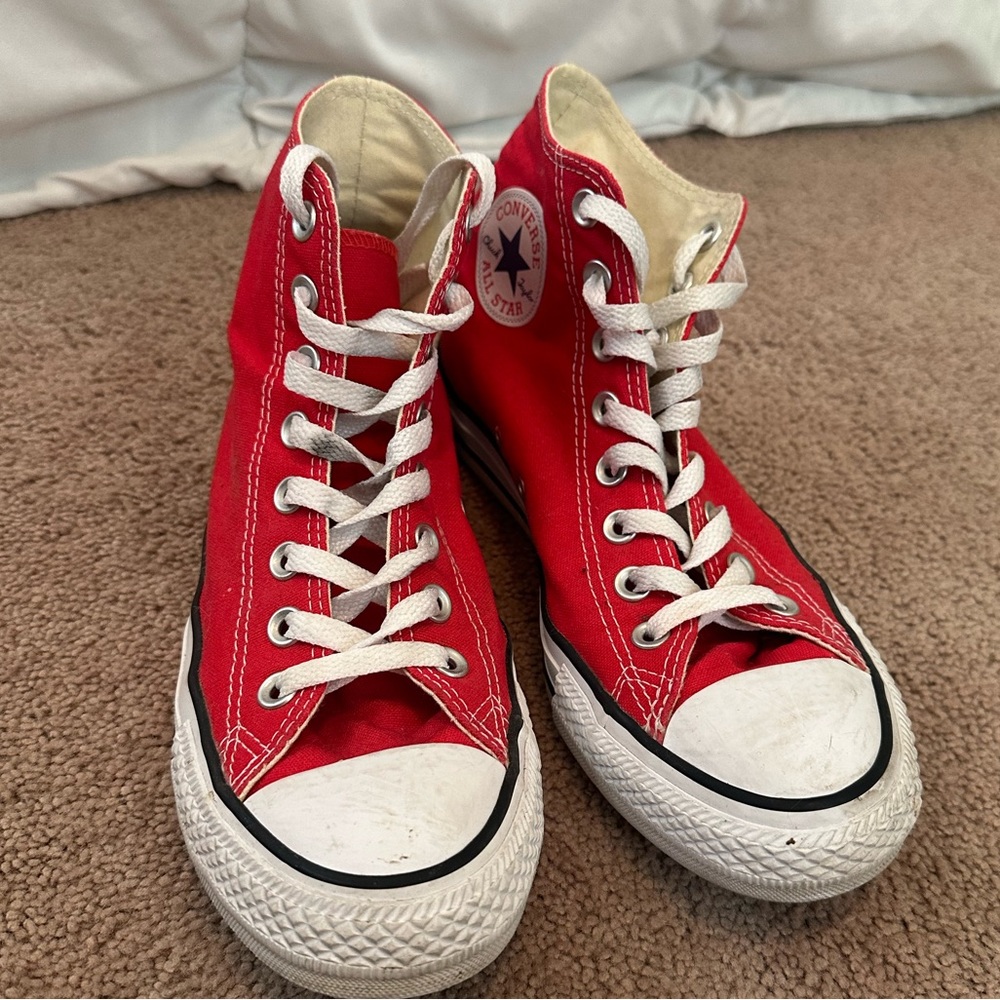 Size 9 red high top Converse